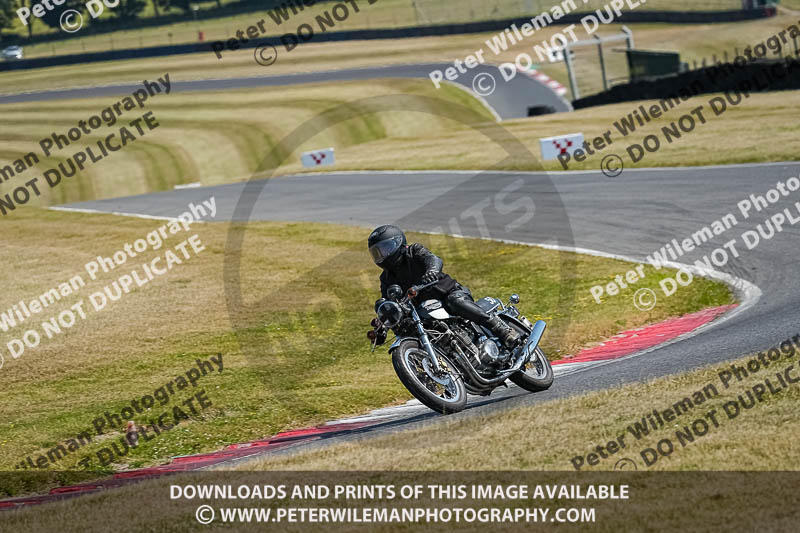cadwell park;cadwell park photographs;cadwell trackday photographs;enduro digital images;event digital images;eventdigitalimages;peter wileman photography;racing digital images;trackday digital images;trackday photos